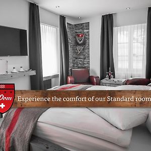 Standard Zimmer mit Kingsize-Bett